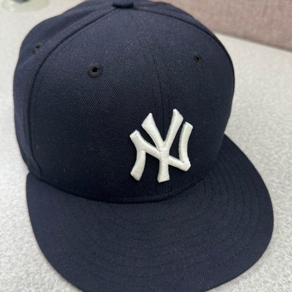 Navy Blue NY Yankees Cap